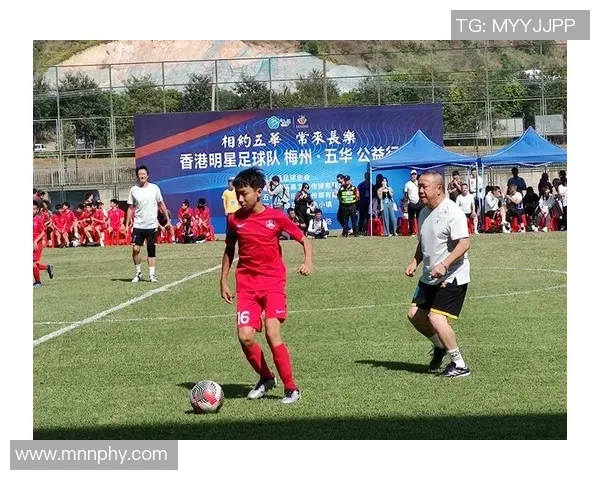 内马尔与桑托斯再次续约 目标冲击美加墨世界杯